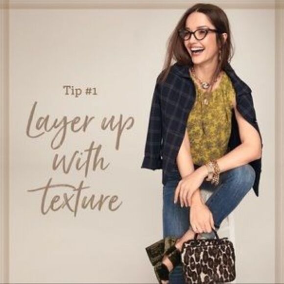 Cabi 3617 Paisley Blouse Yellow Modern Keyhole Top Sleeveless Size Small - Picture 2 of 9